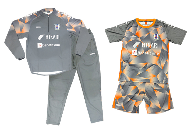 歴代トレーニングウェアが当たる!