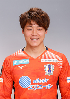 山﨑 浩介